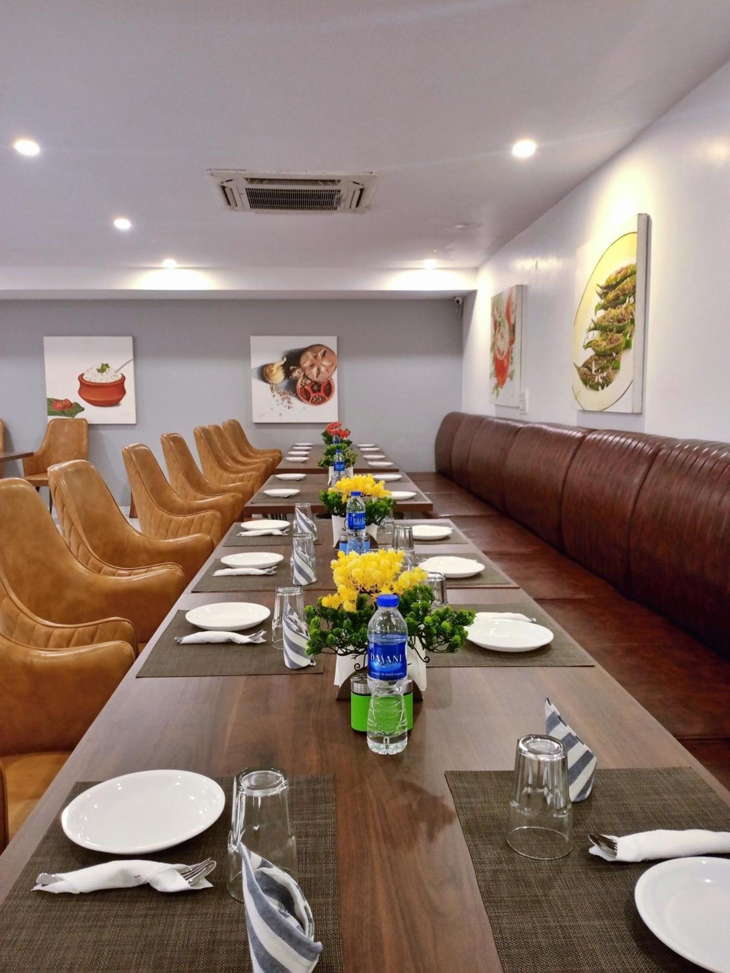 Aamantran Residency Hotel, Sohna Road, Sector 49, Gurugram Γκουργκάον Εξωτερικό φωτογραφία