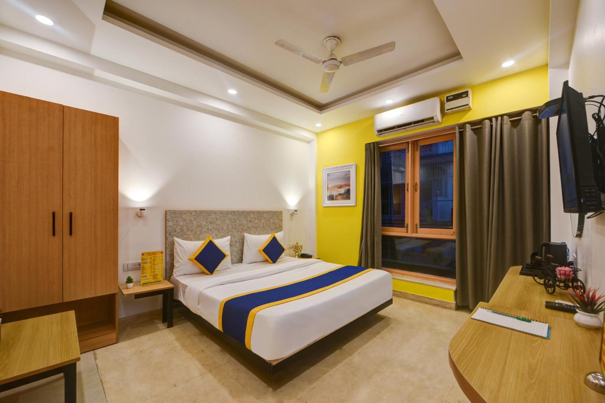 Aamantran Residency Hotel, Sohna Road, Sector 49, Gurugram Γκουργκάον Εξωτερικό φωτογραφία