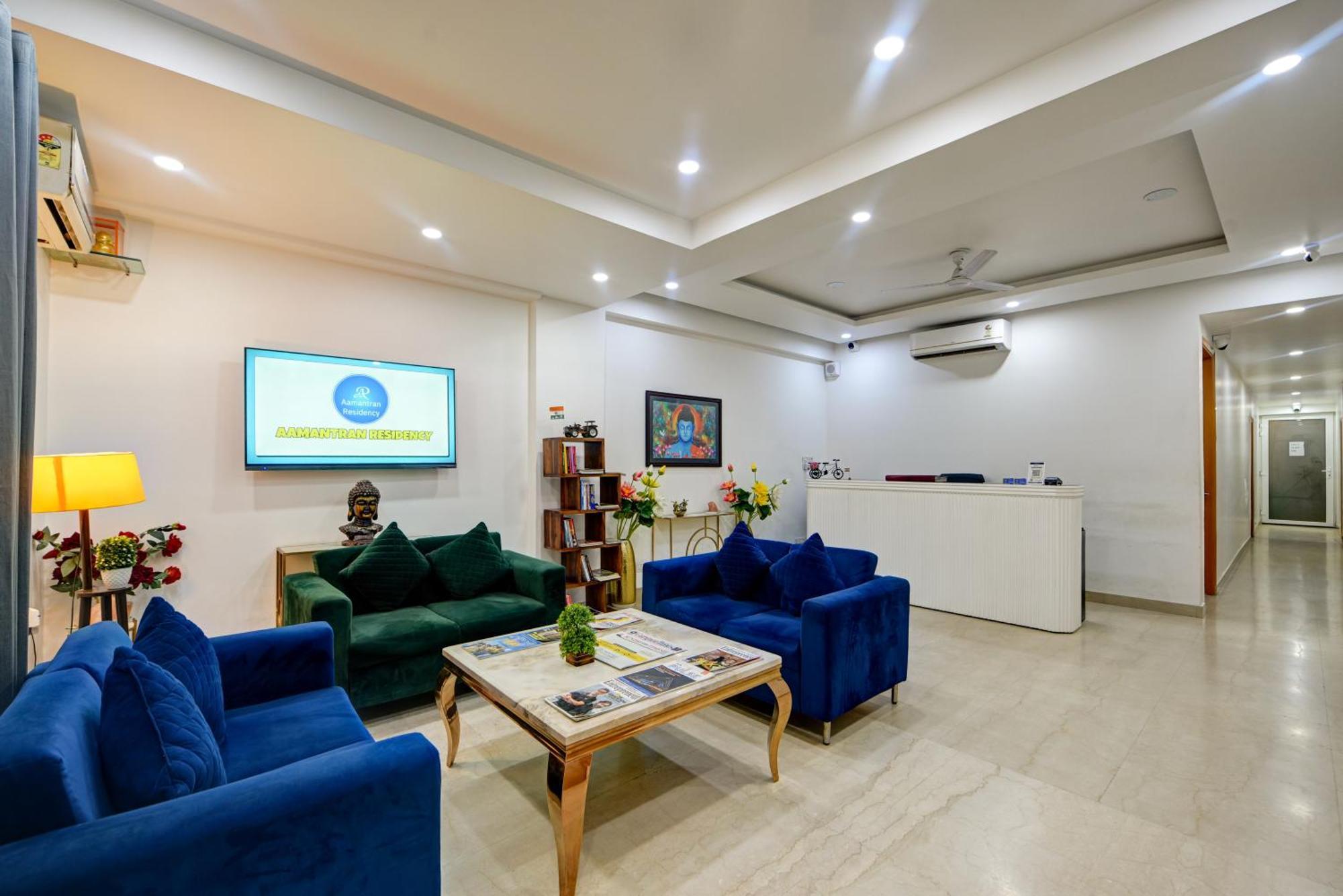 Aamantran Residency Hotel, Sohna Road, Sector 49, Gurugram Γκουργκάον Εξωτερικό φωτογραφία